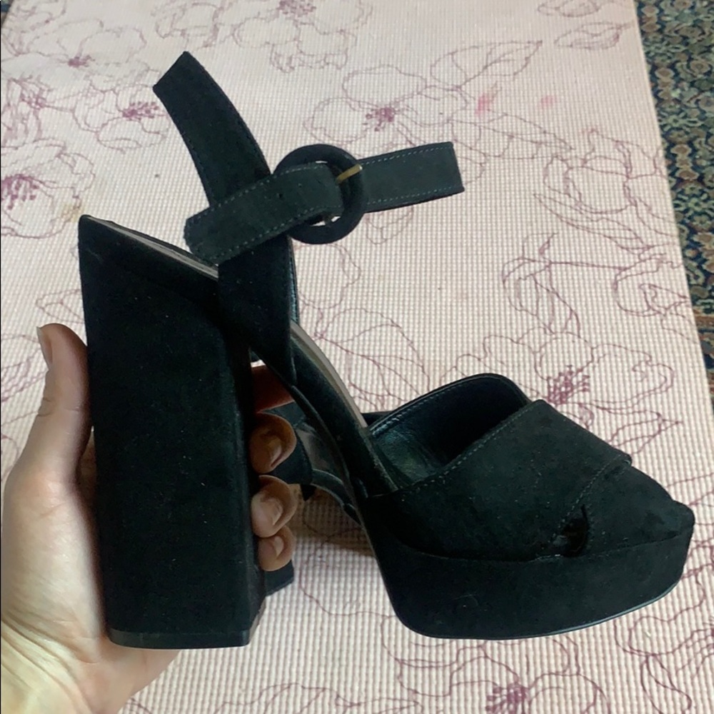 Qupid Suede vintage chunky platform heel